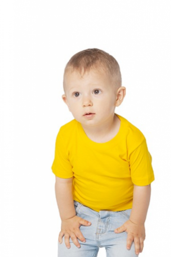 Baby and yellow. Ребёнок в жёлтом. Ребёнок в жёлтом игра. The Baby in Yellow малыш. Baby in Yellow футболка детская.